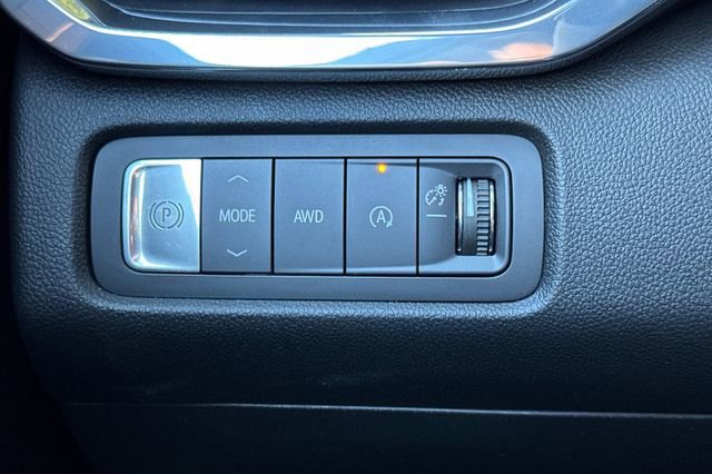 New 2026 GMC Acadia Denali w/ Super Cruise Package AWD/4WD image 33
