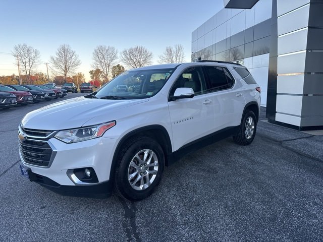 Used 2020 Chevrolet Traverse LT image 3