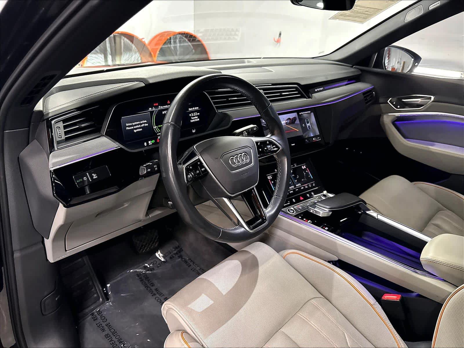 Used 2024 Audi Q8 e-tron Premium Plus w/ Prestige Package AWD/4WD image 16