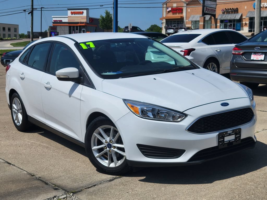 Certified 2017 Ford Focus SE FWD image 31