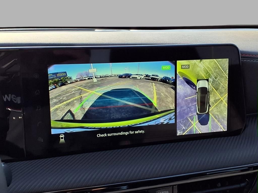 Certified 2025 Nissan Kicks SR image 9