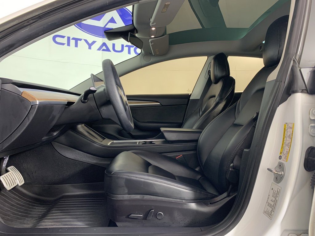 Used 2022 Tesla Model 3 Performance image 13