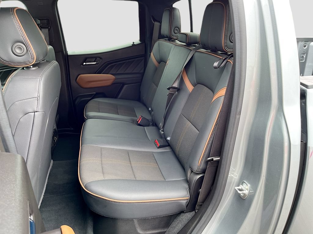 Used 2024 GMC Canyon AT4 w/ Canyon Safety Plus Package AWD/4WD image 26