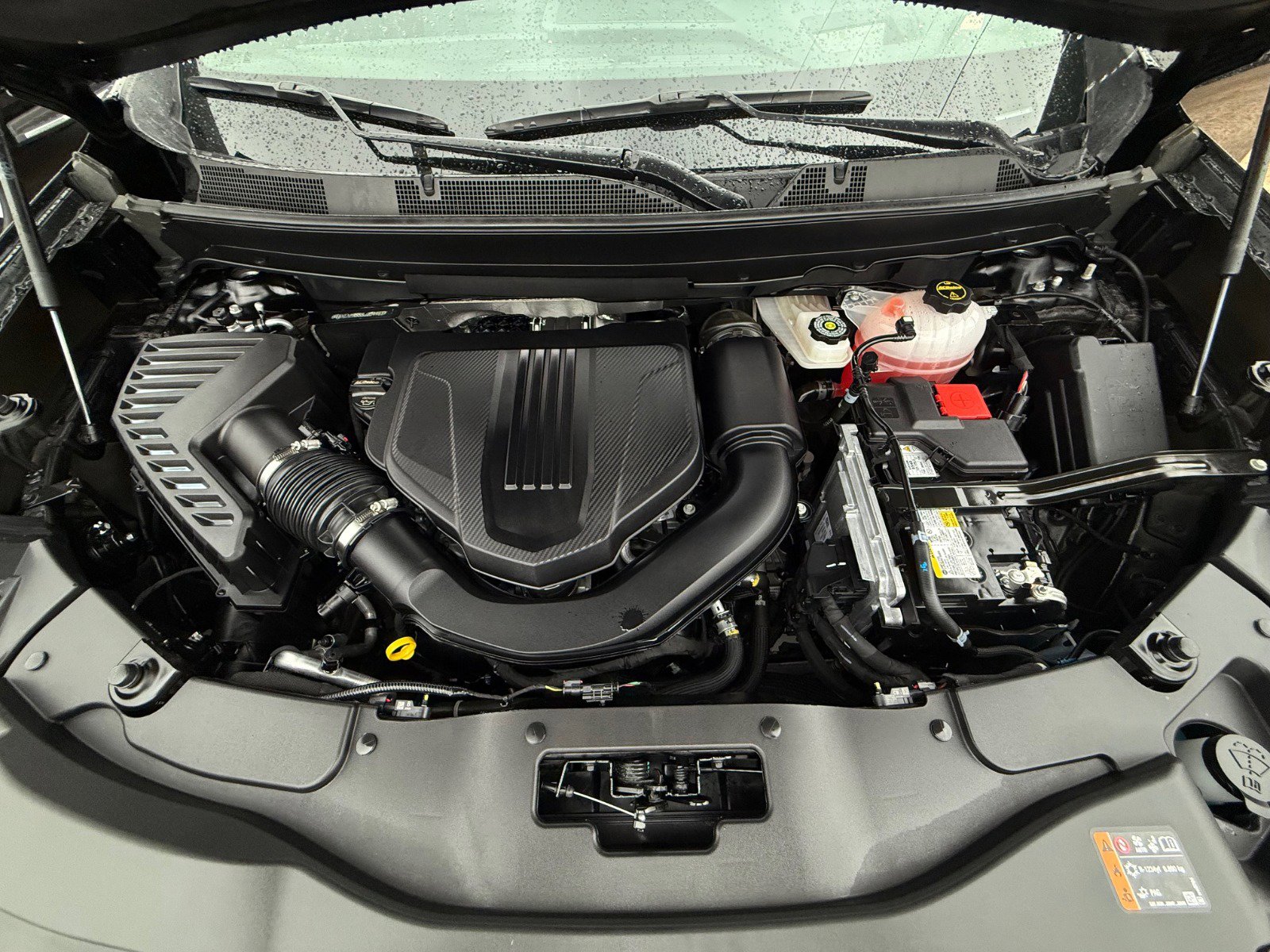 Certified 2025 GMC Acadia AT4 w/ Luxury Package image 31