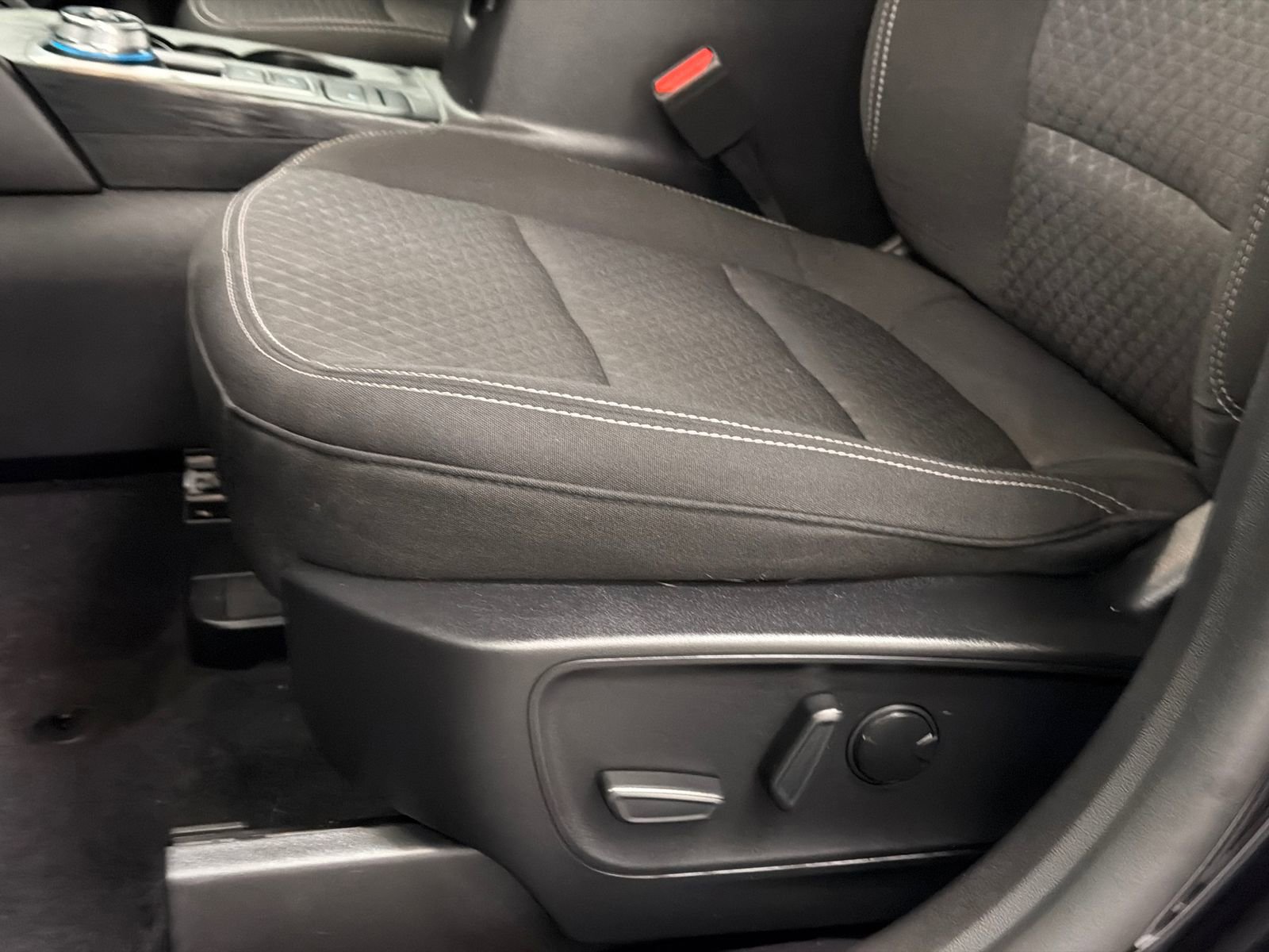 Used 2023 Ford Escape Active image 15