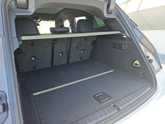 New 2026 BMW iX xDrive60 w/ Executive Package image 12