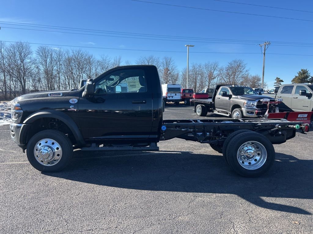 New 2026 RAM 5500 Tradesman w/ Chrome Appearance Group AWD/4WD image 4