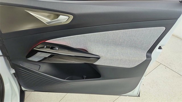 Used 2023 Volkswagen ID.4 2WD image 24