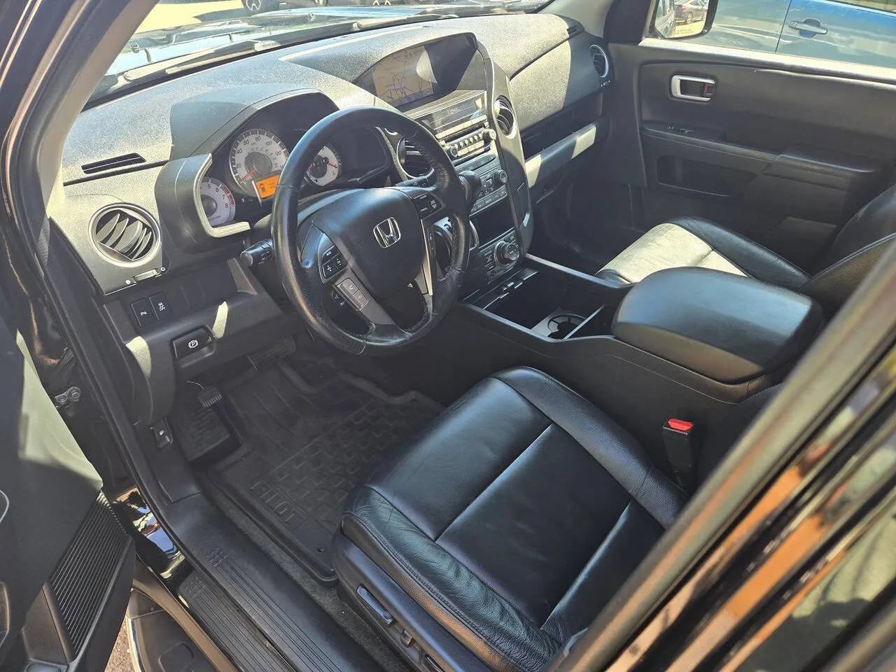 Used 2014 Honda Pilot Touring image 28