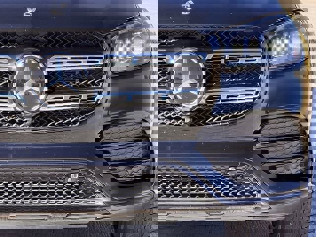 Used 2022 Mercedes-Benz GLS 450 4MATIC image 10