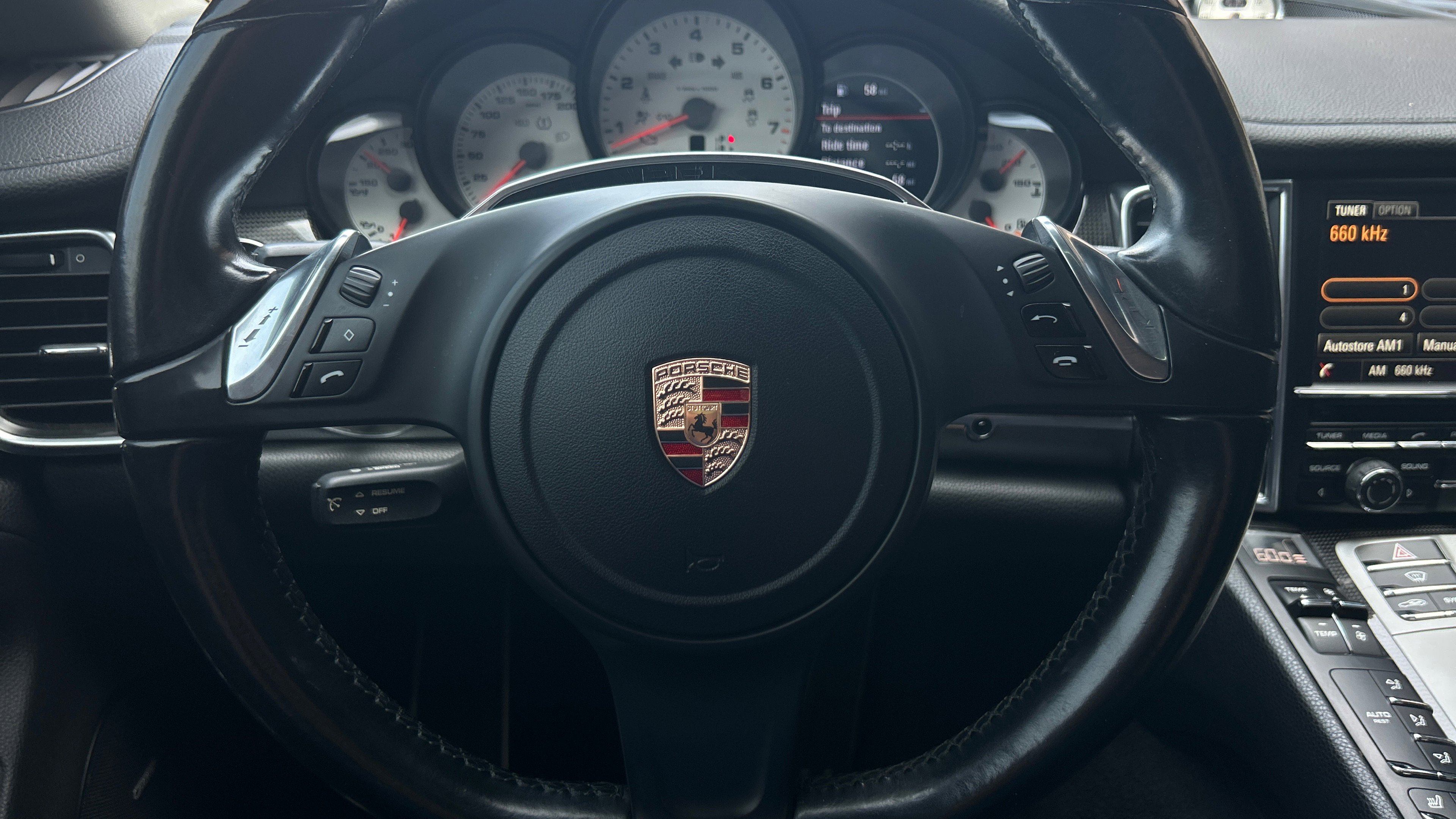 Used 2015 Porsche Panamera 4S image 15