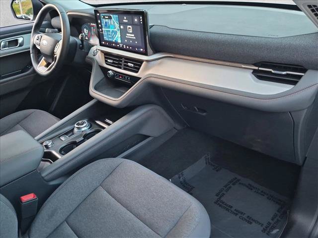 Used 2025 Ford Explorer Active RWD image 22