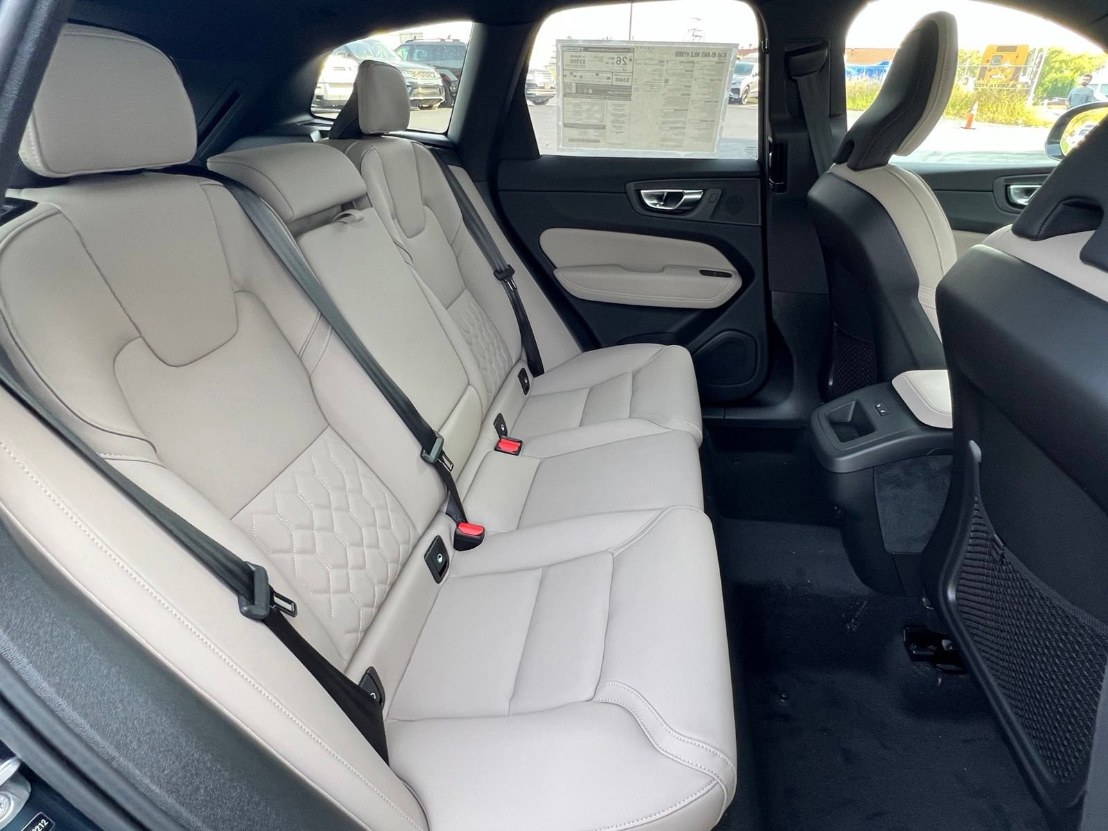 New 2026 Volvo XC60 B5 Plus w/ Climate Package AWD/4WD image 16