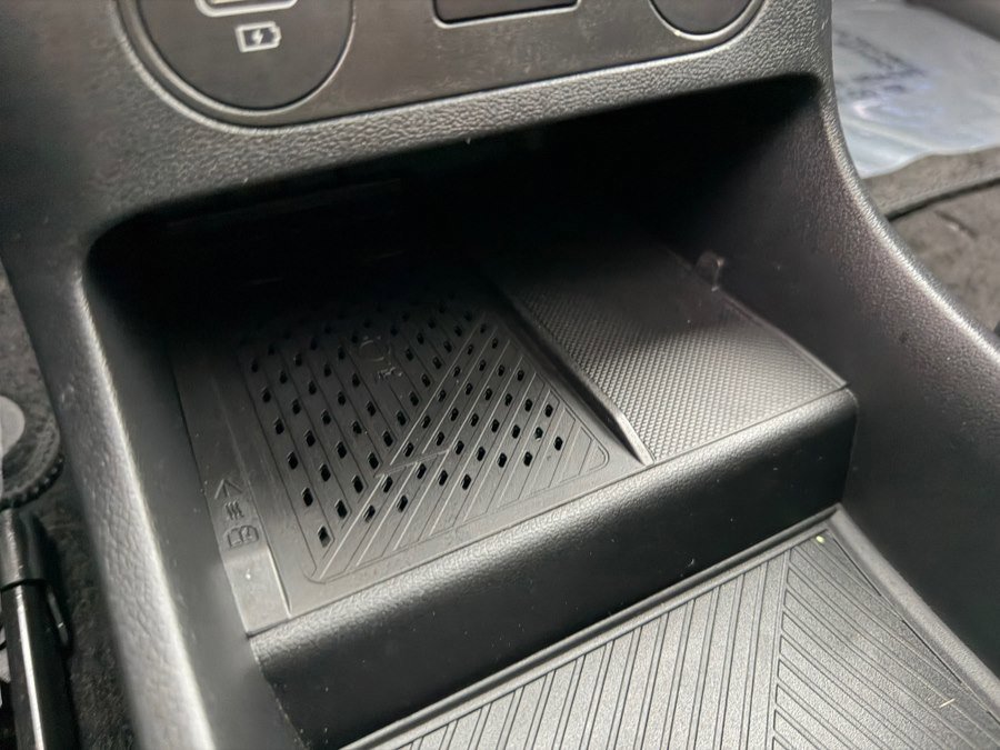 Used 2024 Hyundai Ioniq 5 Limited image 35