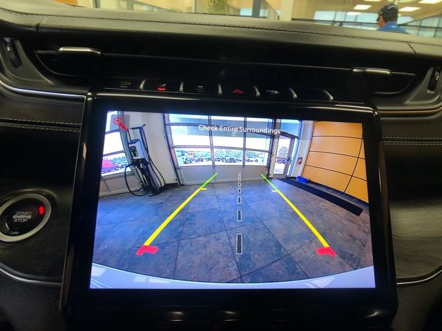 Used 2024 Jeep Grand Cherokee Overland w/ Luxury Tech Group IV image 16