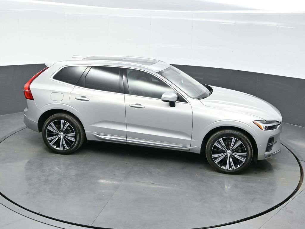 Used 2023 Volvo XC60 B5 Plus w/ Climate Package image 35
