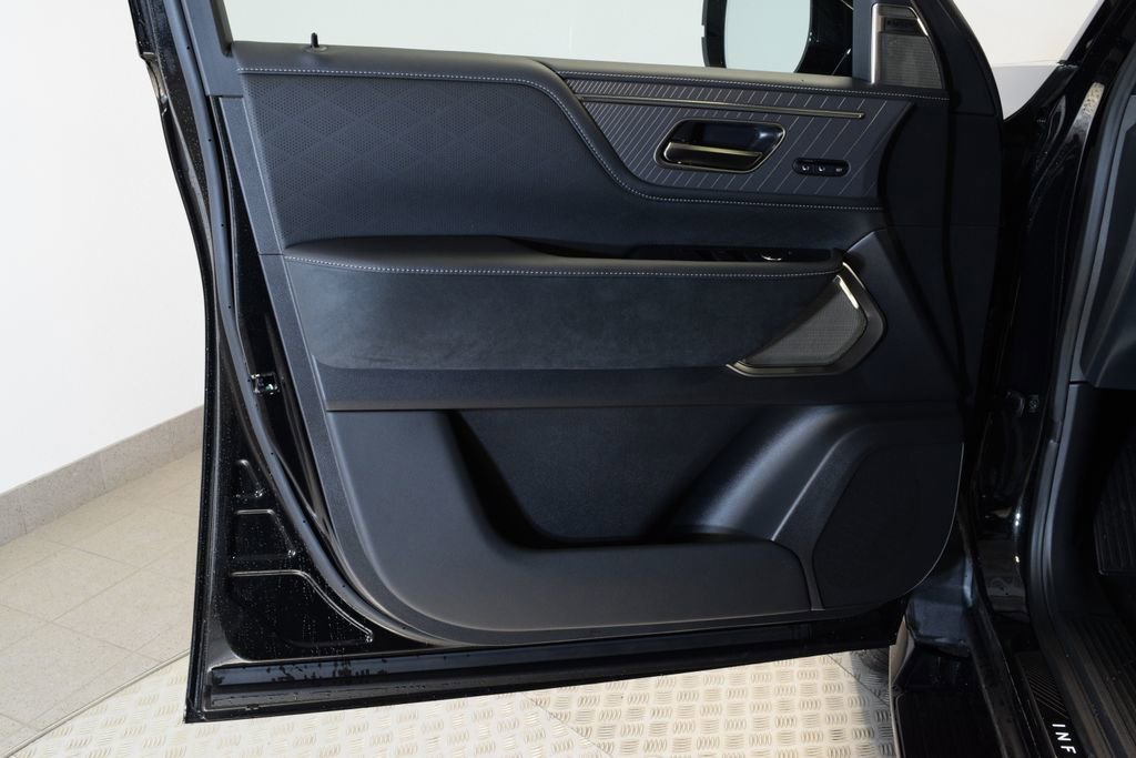 New 2026 INFINITI QX80 Autograph w/ Premium Cargo Package image 11