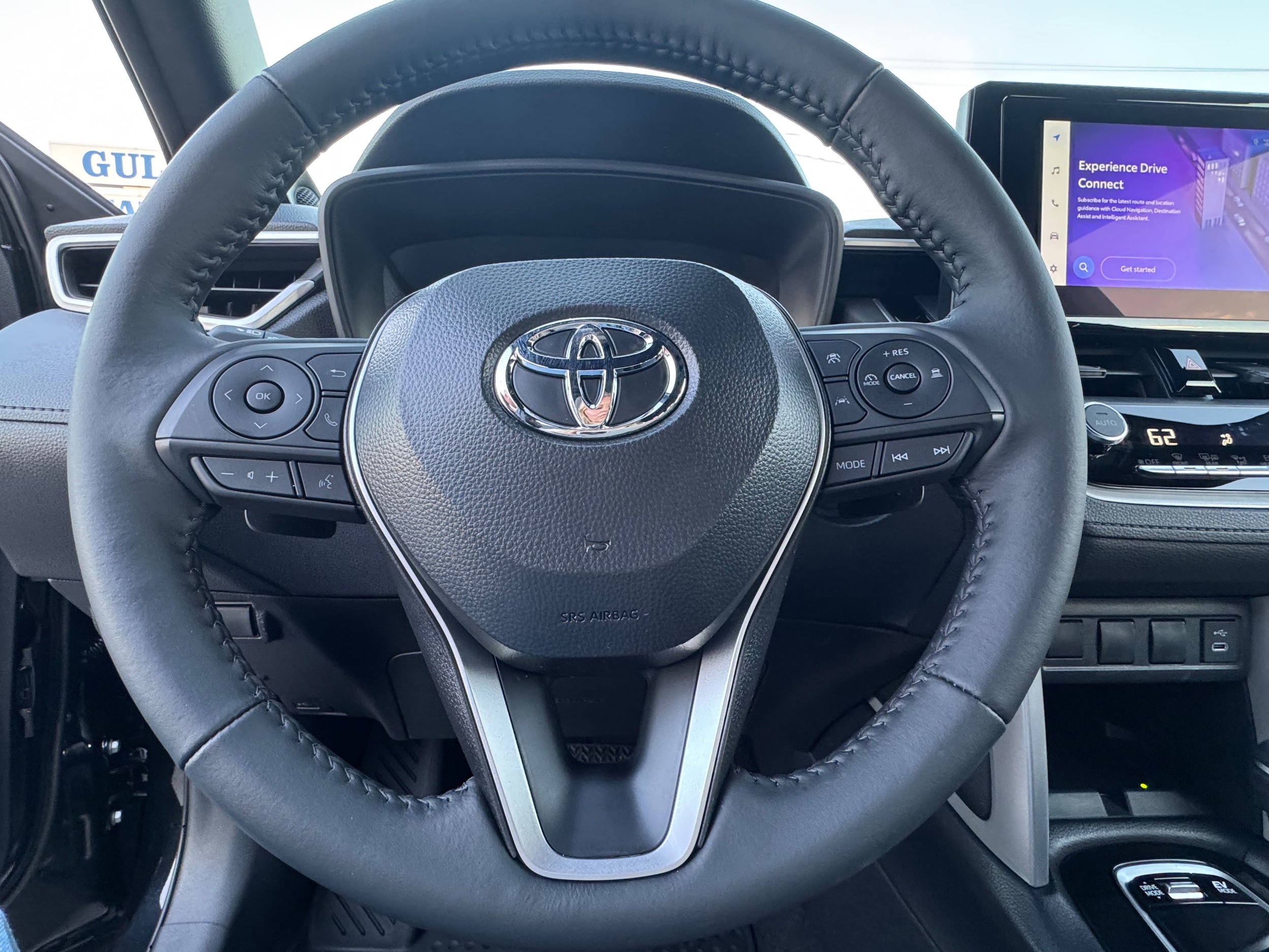 Used 2025 Toyota Corolla Cross AWD Hybrid image 22