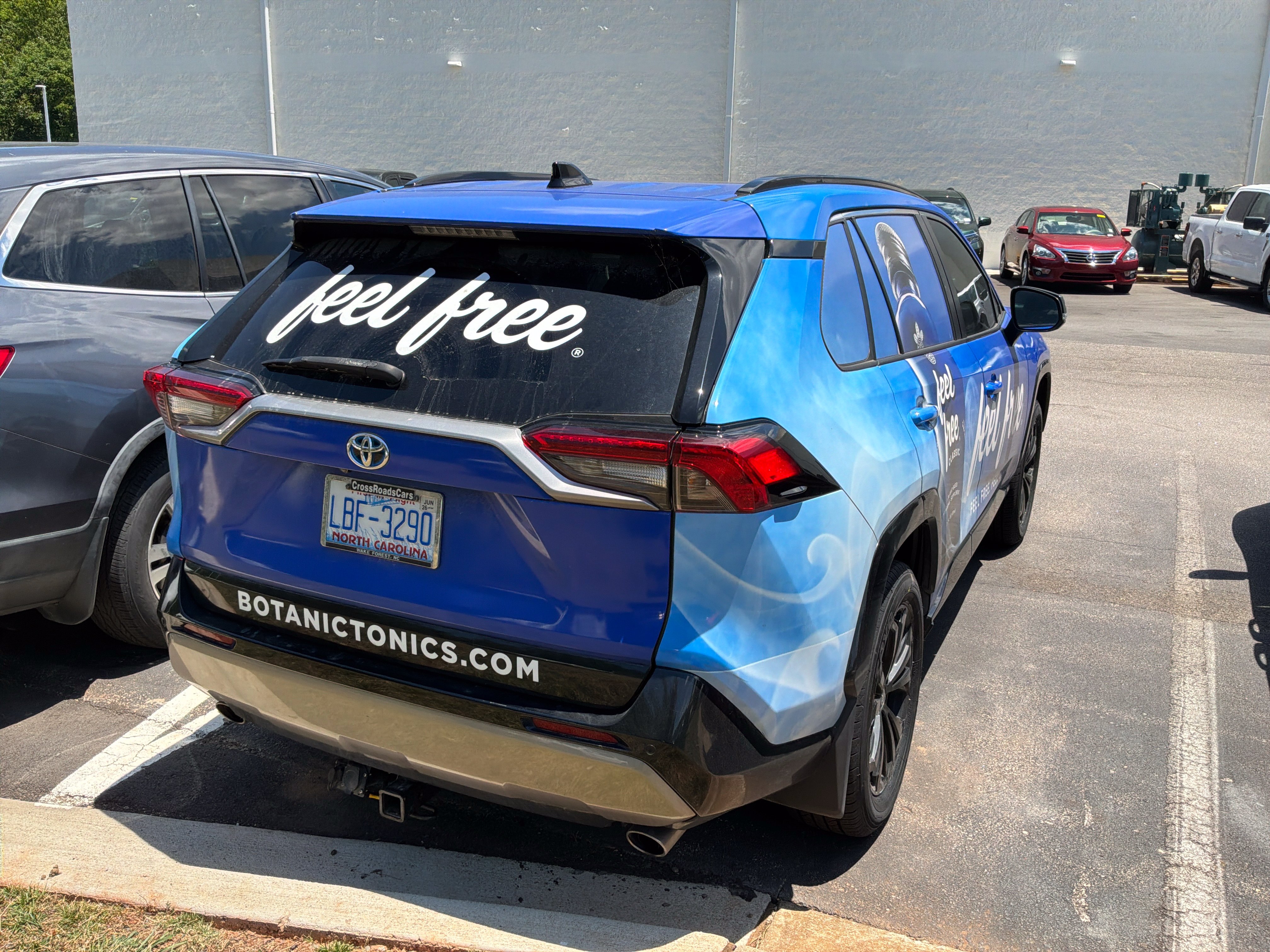 Used 2022 Toyota RAV4 XSE AWD/4WD image 7