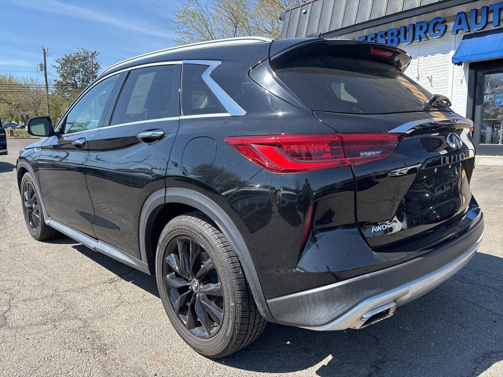 Used 2019 INFINITI QX50 Luxe w/ Navigation Package AWD/4WD image 4