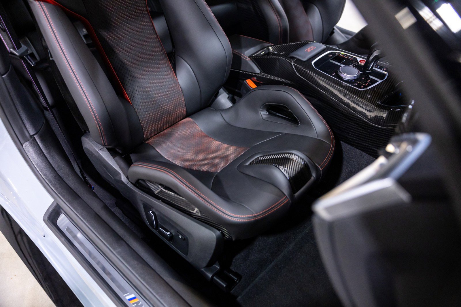 Used 2025 BMW M4 CS AWD/4WD image 35