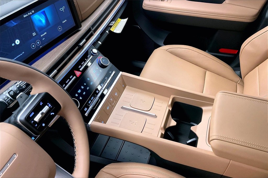 New 2026 Hyundai Santa Fe Calligraphy image 8