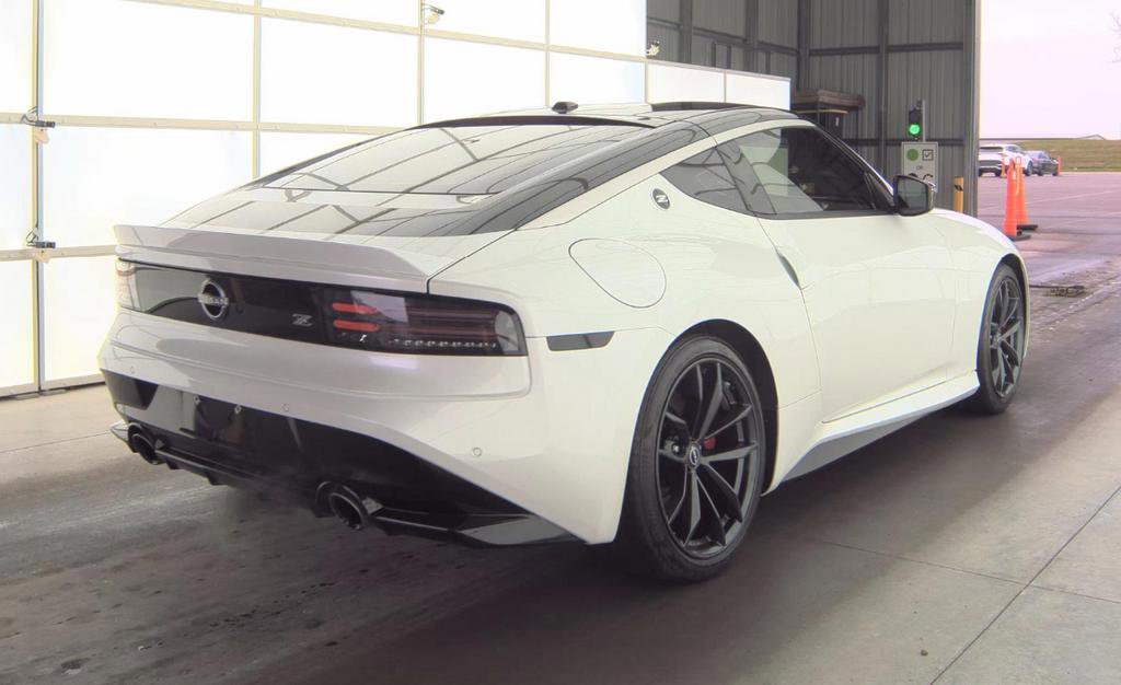 Certified 2024 Nissan Z Performance w/ Floor Mat Package image 3