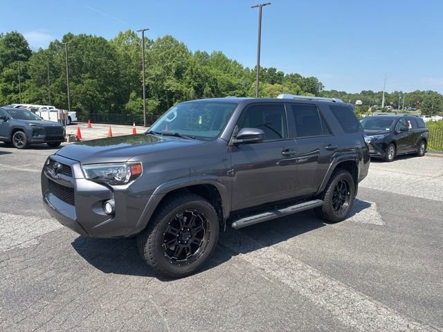 Used 2018 Toyota 4Runner SR5 AWD/4WD image 4
