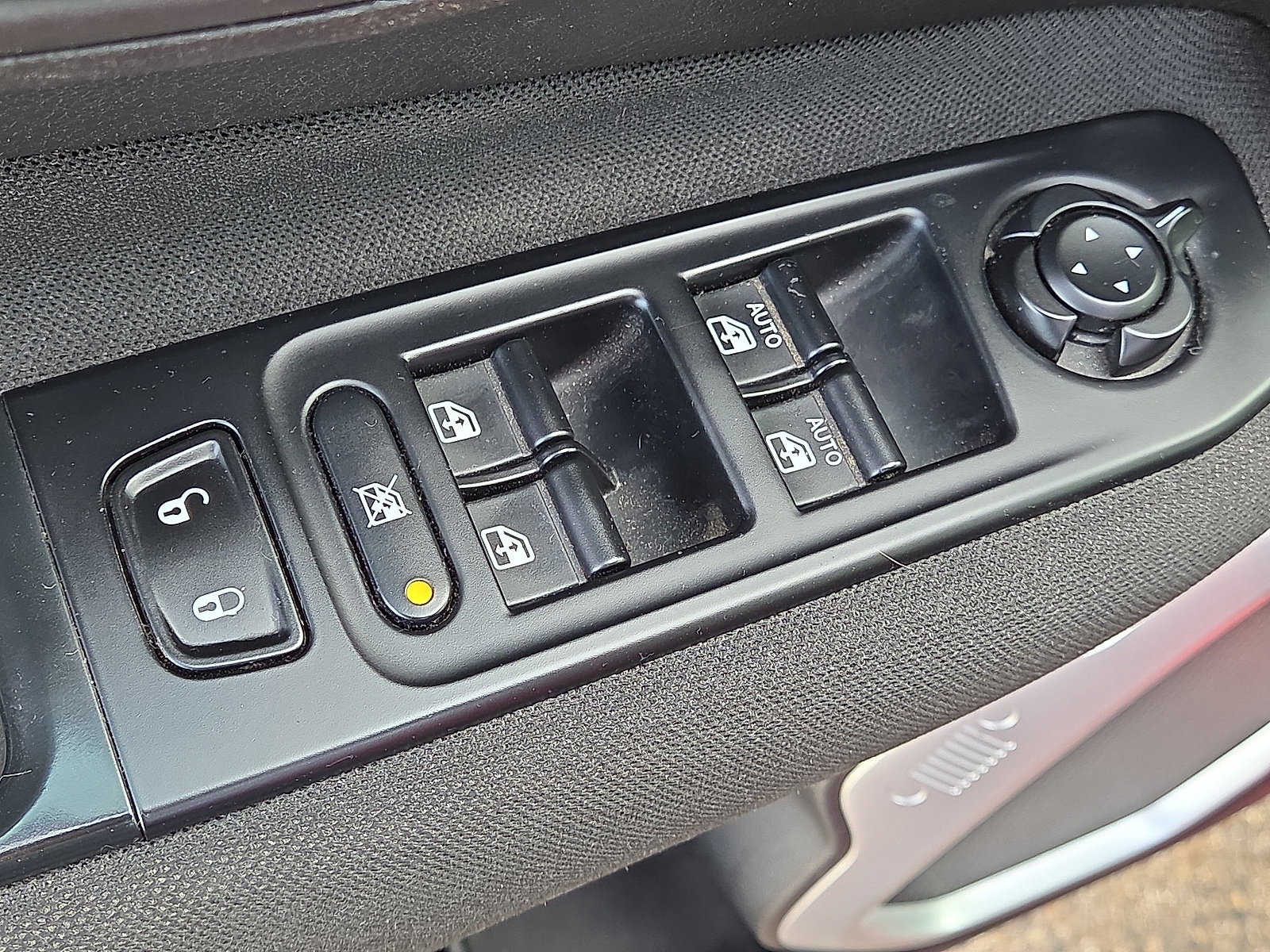 Used 2019 Jeep Renegade Sport w/ UConnect 7.0 Group AWD/4WD image 13