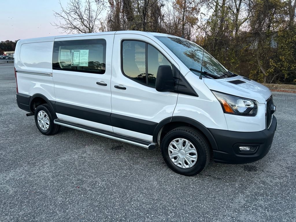 Used 2024 Ford Transit 250 Low Roof w/ Exterior Upgrade Package image 9