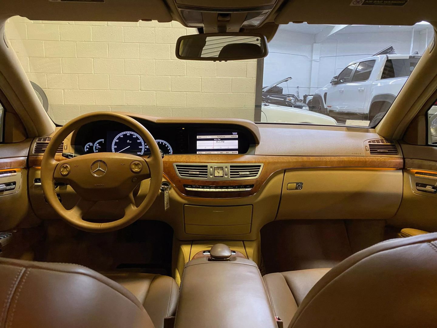 Used 2007 Mercedes-Benz S 550 Sedan image 13