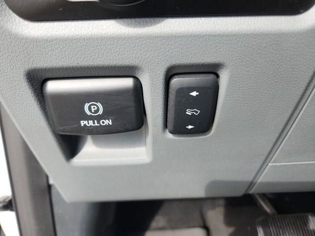 Used 2023 Ford F150 Lightning XLT image 27