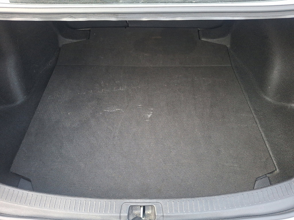 Used 2024 Toyota Corolla SE image 16