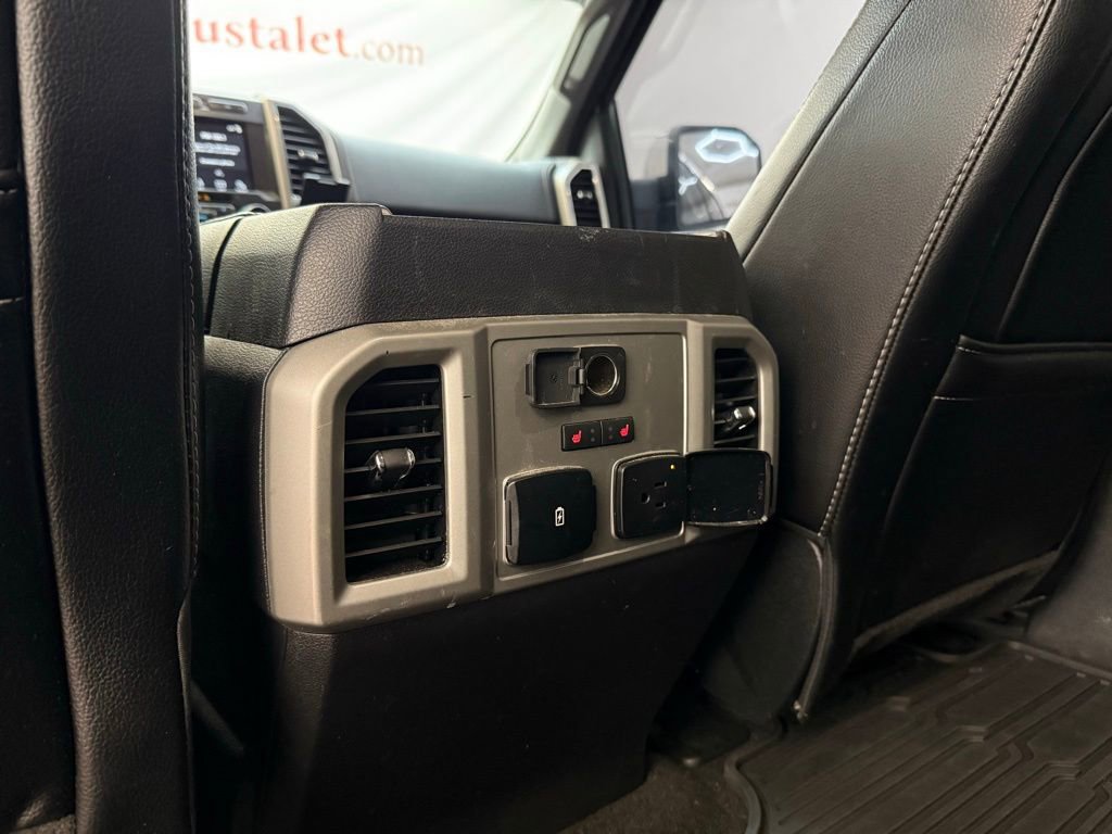 Used 2018 Ford F150 Lariat w/ Equipment Group 502A Luxury AWD/4WD image 18