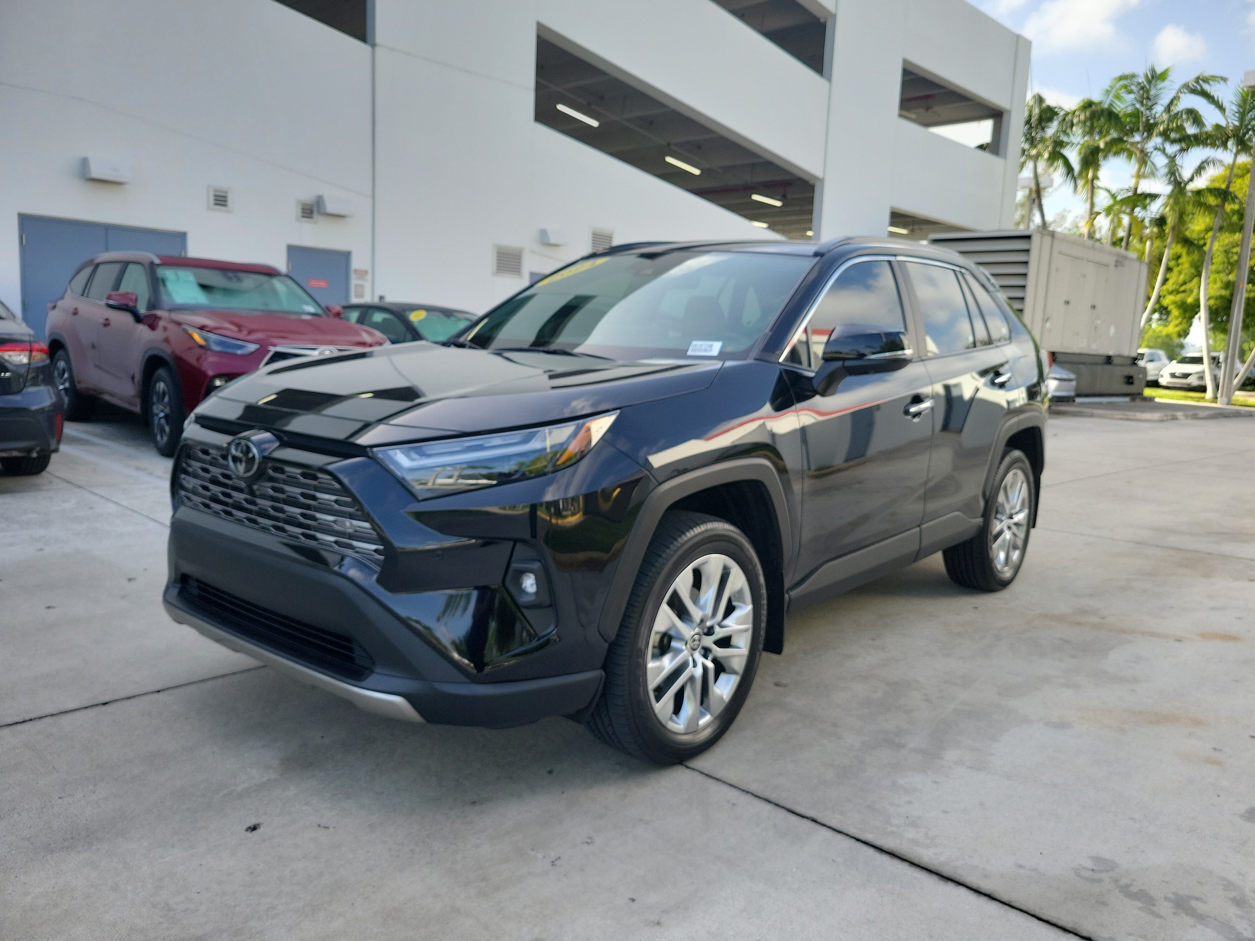 Certified 2024 Toyota RAV4 Limited w/ Advanced Technology Package FWD image 3