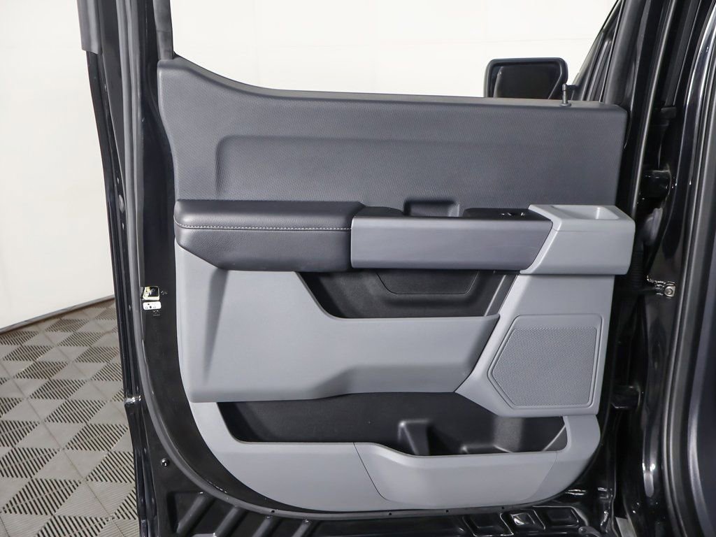 Used 2022 Ford F150 XLT w/ XTR Package image 21