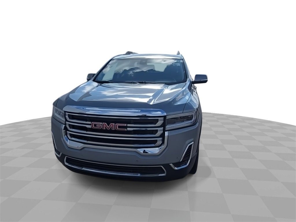 Used 2023 GMC Acadia SLE w/ Driver Convenience Package image 3