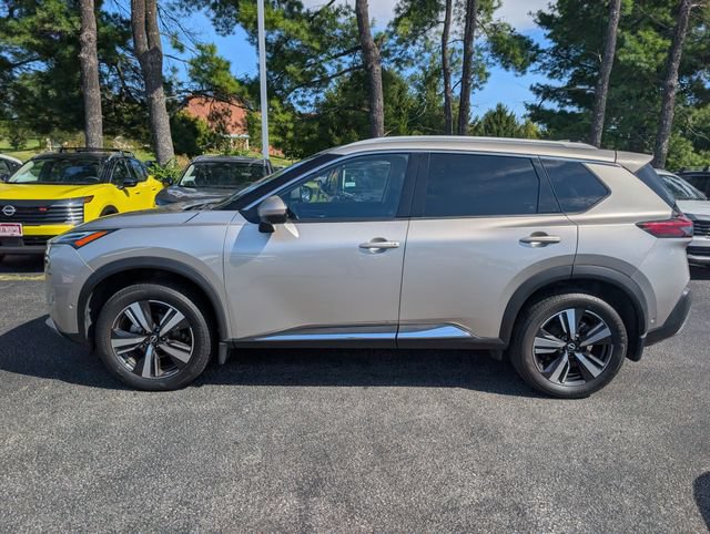 Used 2023 Nissan Rogue Platinum w/ Platinum Premium Package FWD image 6