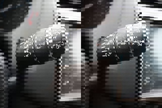 Used 2017 Jaguar F-PACE Prestige image 36