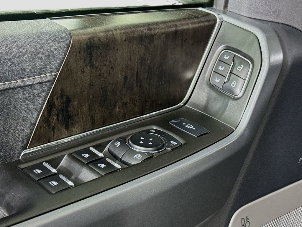 Used 2024 Ford F350 Lariat w/ Tremor Off-Road Package image 17