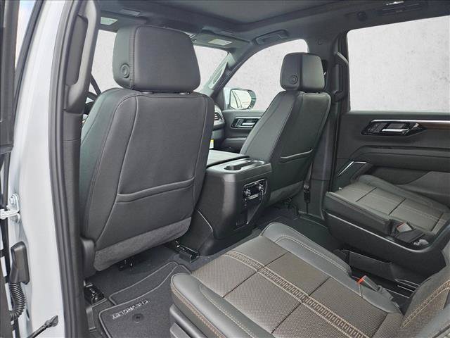 New 2026 Chevrolet Tahoe High Country AWD/4WD image 9