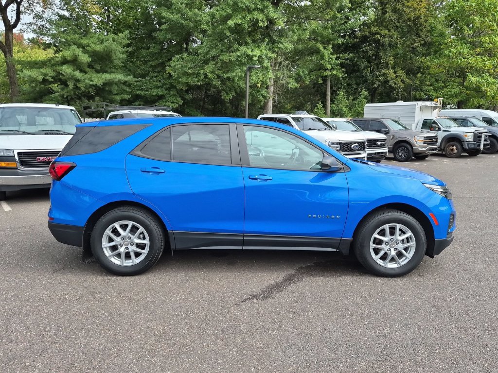 Used 2024 Chevrolet Equinox LS w/ LS Convenience Package AWD/4WD image 14