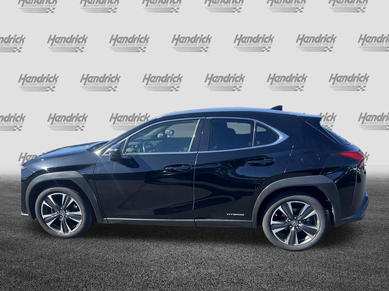 Used 2021 Lexus UX 250h w/ Accessory Package (Z1) AWD/4WD image 7