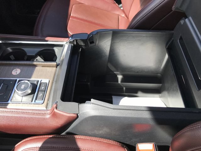 Used 2024 Ford Expedition Limited AWD/4WD image 14