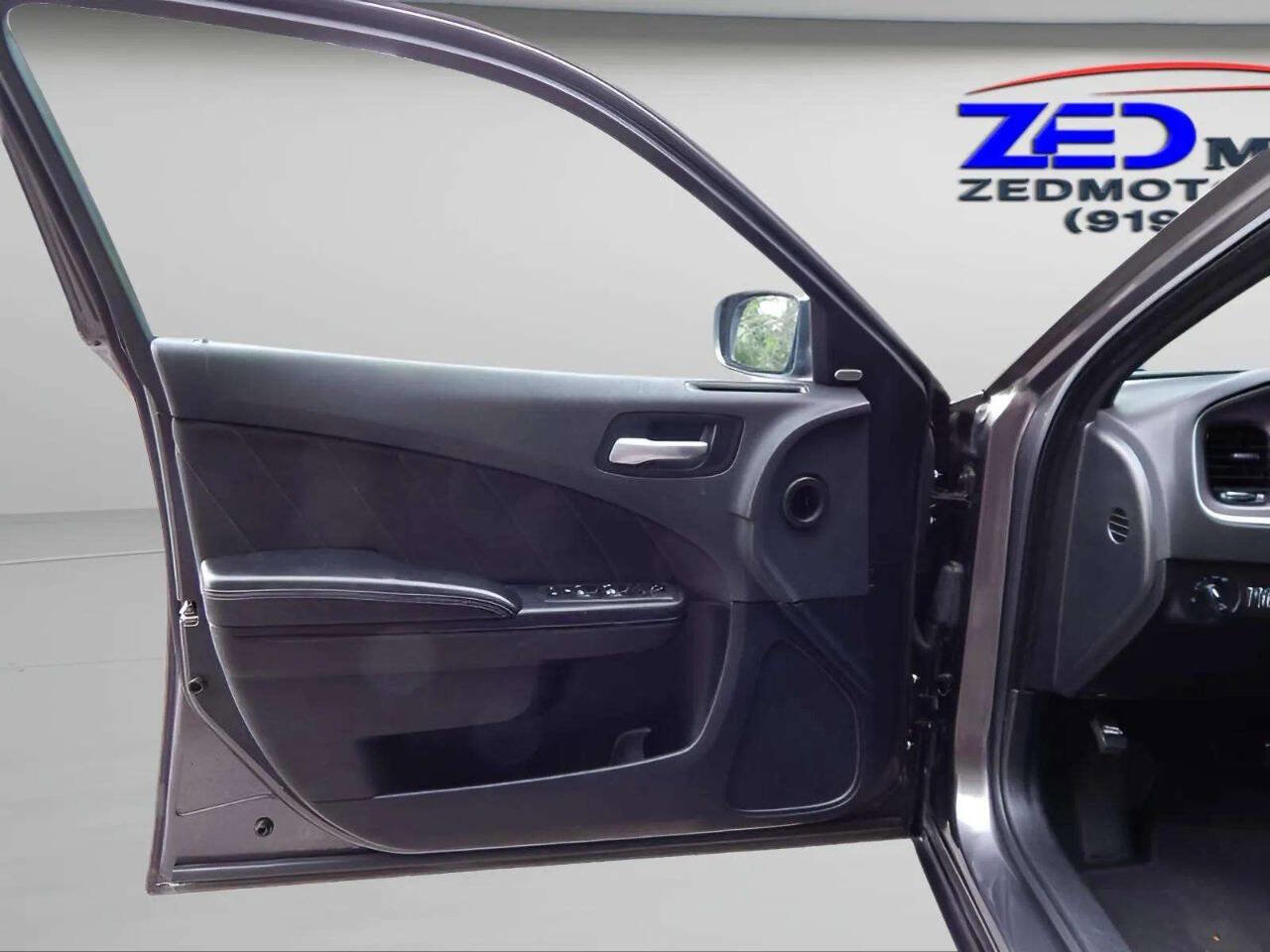 Used 2022 Dodge Charger GT w/ Blacktop Package image 13