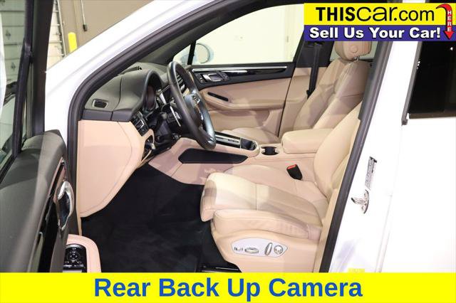 Used 2024 Porsche Macan S AWD/4WD image 25