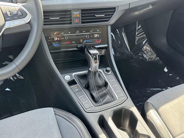 New 2026 Volkswagen Jetta SE FWD image 10