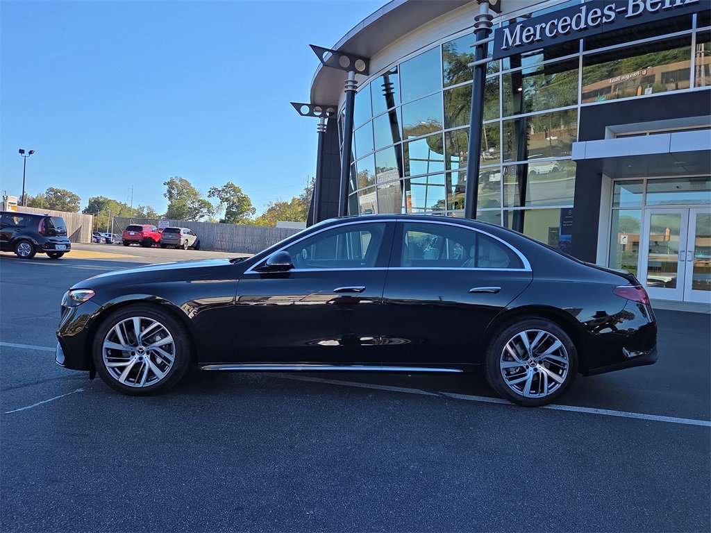 New 2026 Mercedes-Benz E 350 4MATIC Sedan image 2