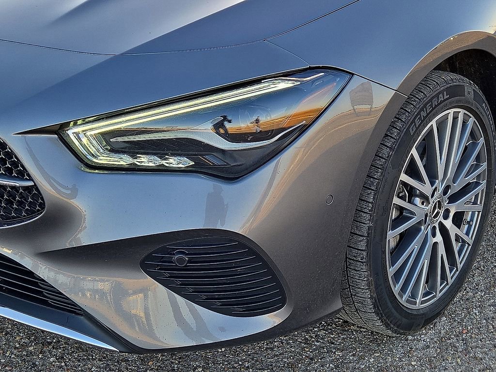 Used 2025 Mercedes-Benz CLA 250 image 10