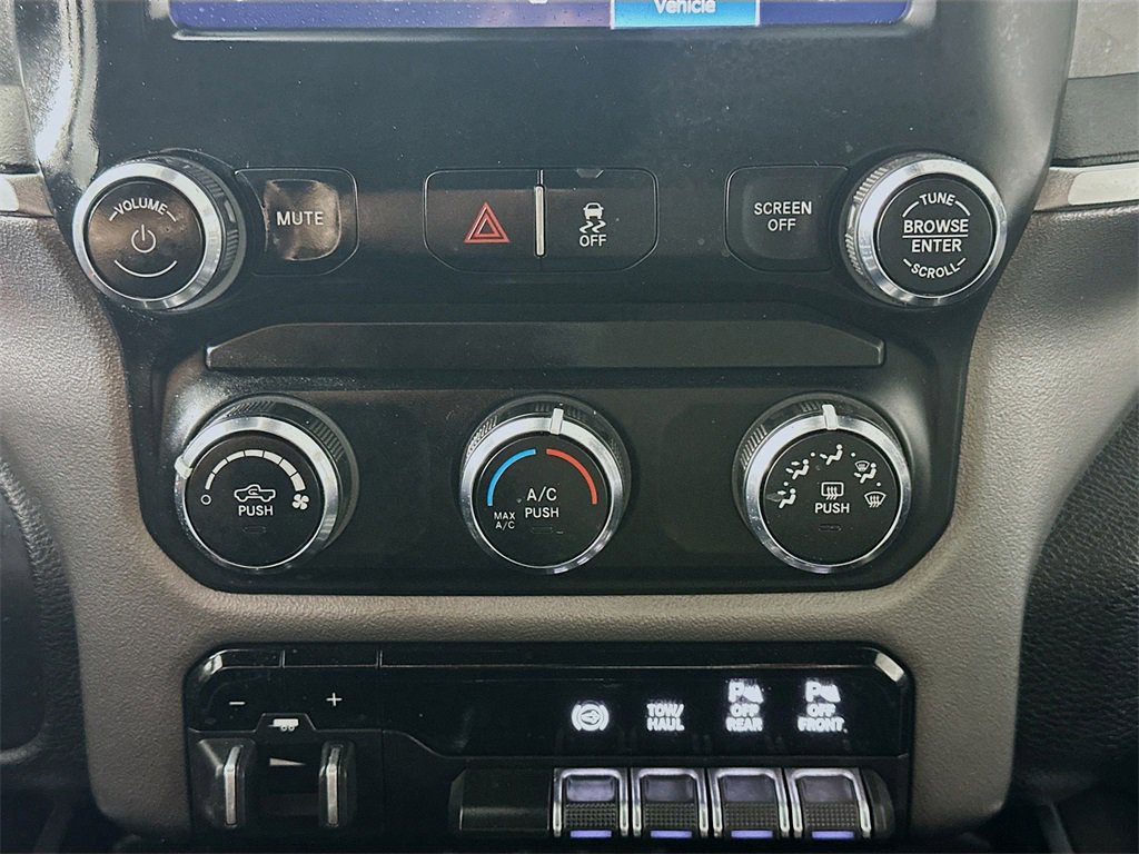 Used 2024 RAM 2500 Big Horn w/ Off Road Package image 18